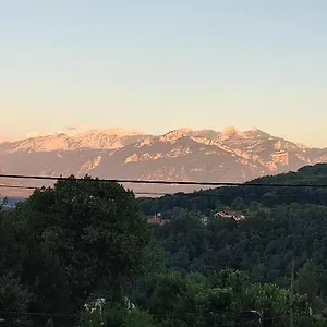 Dans Maison Mitoyenne, Avec Vue Sur Les Montagnes Appartement