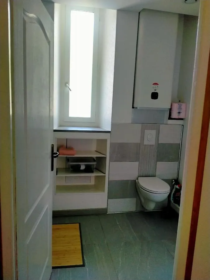 Le Grand Saint Antoine Apartment